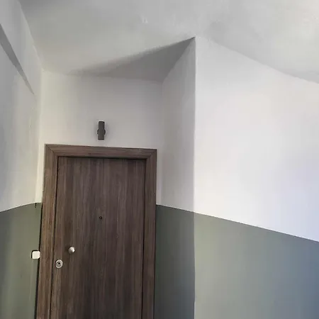 Panos 公寓